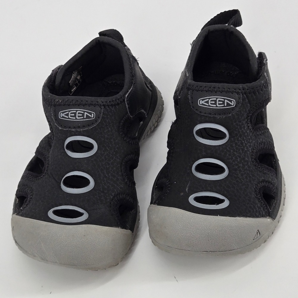KEEN Stingray Kids Waterproof Water Sandals Black Grey Toddler Size 8 US